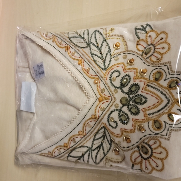 Alfred dunner women's knit top color Beige tunic Embroidered beaded 3/4 Sleeve - Picture 10 of 11